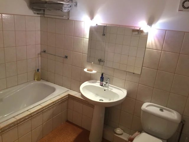 Image No.13-6 Bed House for sale