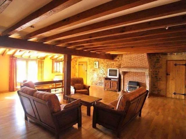 Image No.19-6 Bed House for sale