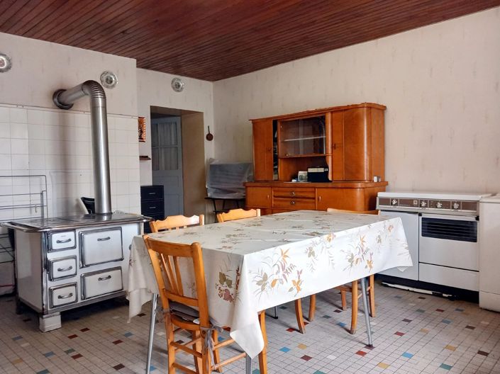 Image No.3-2 Bed House for sale