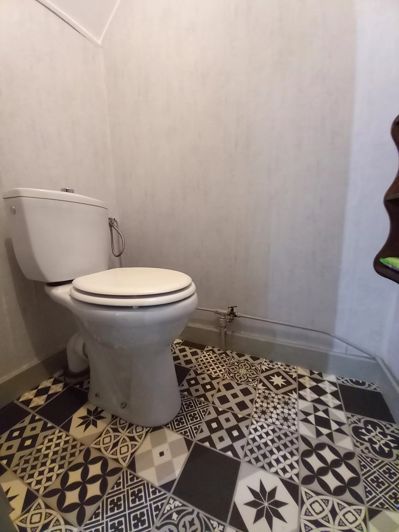 Image No.8-2 Bed House for sale