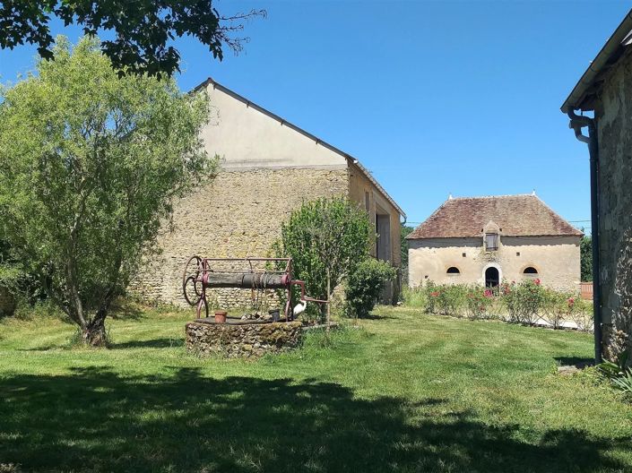 Image No.18-6 Bed House for sale