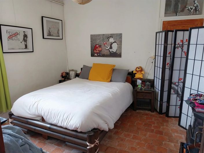 Image No.9-6 Bed House for sale