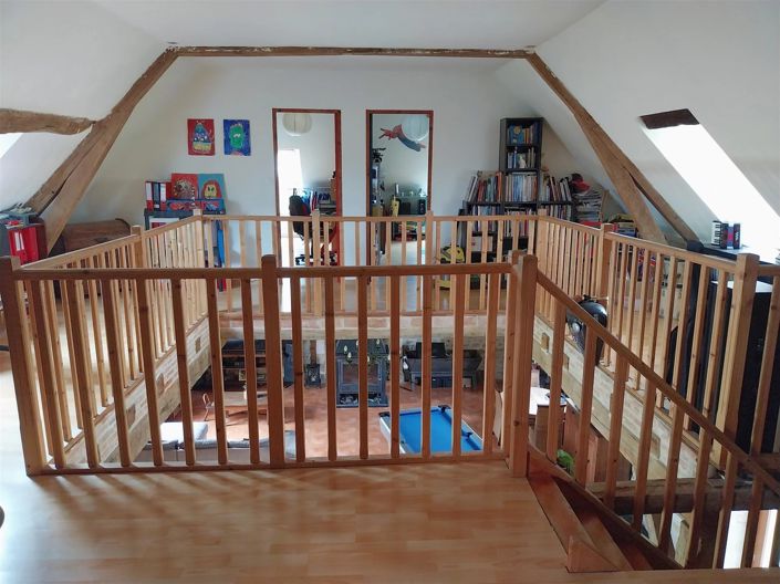 Image No.10-6 Bed House for sale