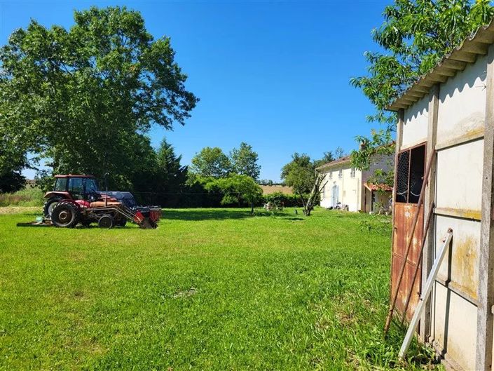 Image No.16-4 Bed Farmhouse for sale