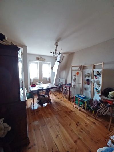 Image No.19-6 Bed House for sale