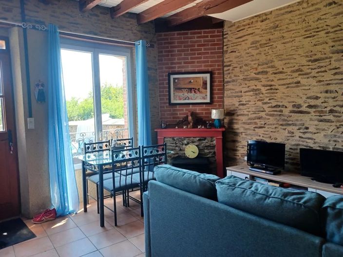 Image No.22-6 Bed House for sale