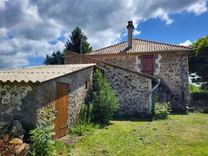 Image No.10-3 Bed House for sale