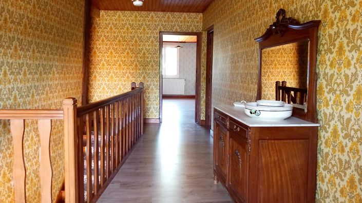 Image No.13-6 Bed House for sale