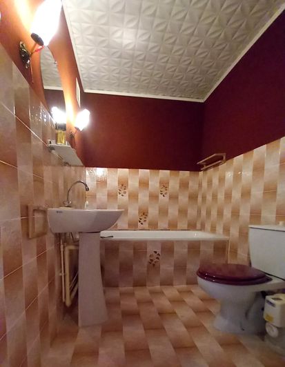 Image No.17-6 Bed House for sale