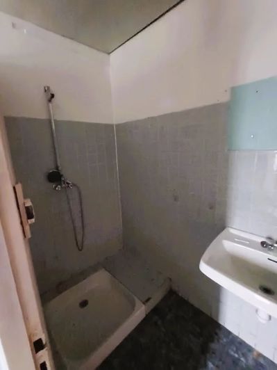 Image No.11-2 Bed House for sale