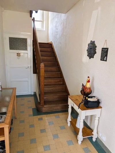 Image No.6-4 Bed House for sale