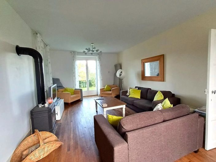 Image No.8-4 Bed House for sale