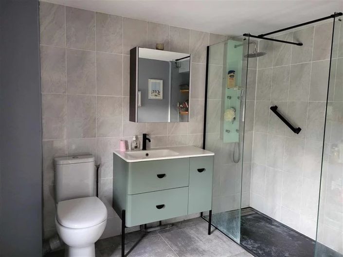 Image No.15-3 Bed House for sale