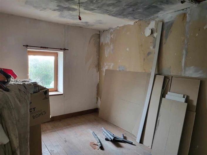 Image No.18-3 Bed House for sale