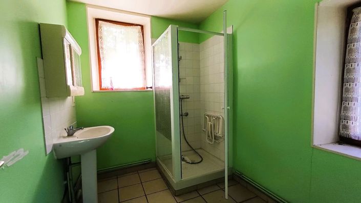 Image No.5-House for sale