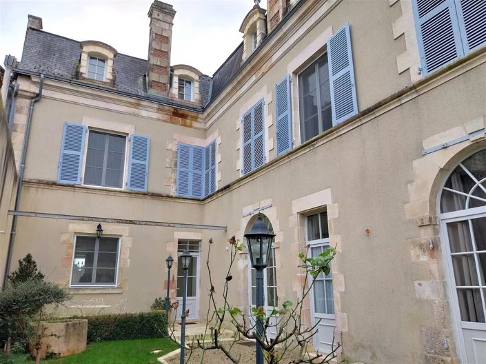 Image No.1-6 Bed House for sale