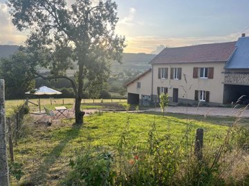 1 - Teilhet, House