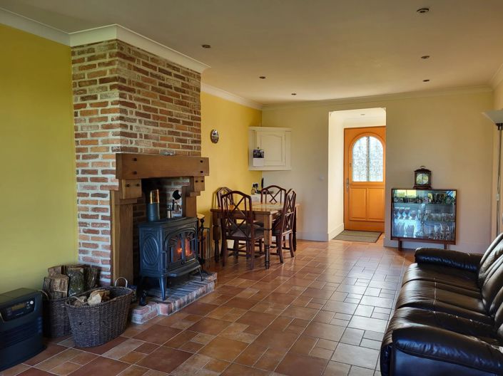 Image No.7-3 Bed House for sale