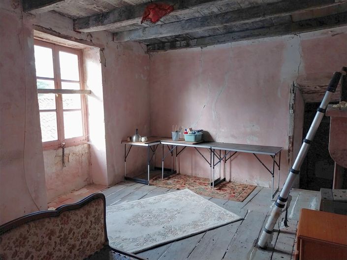 Image No.5-2 Bed House for sale