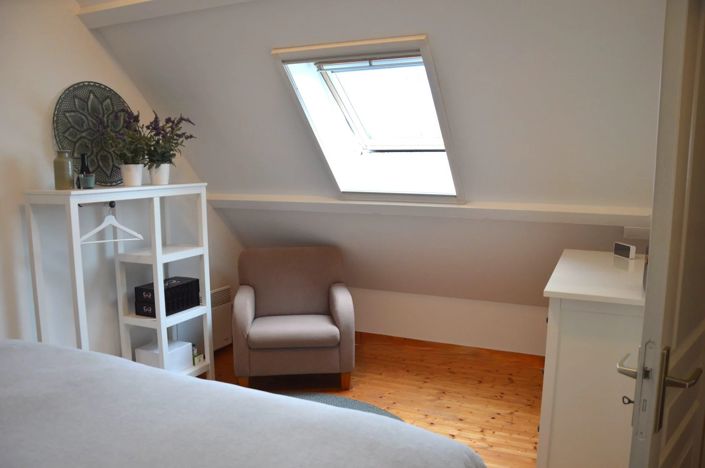 Image No.13-8 Bed House for sale