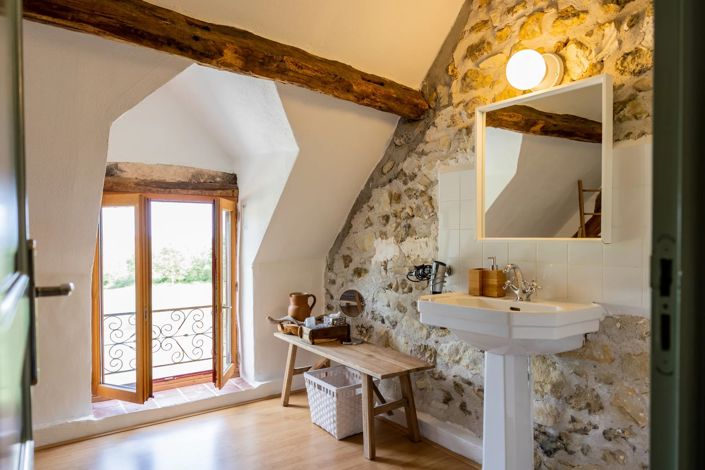 Image No.16-8 Bed House for sale