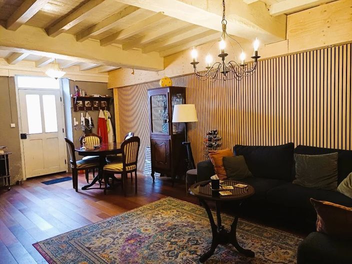 Image No.8-3 Bed House for sale