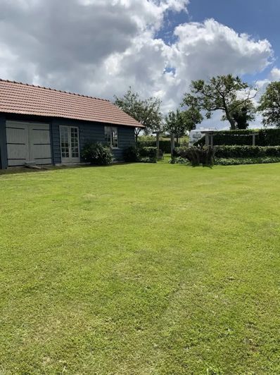 Image No.16-6 Bed House for sale