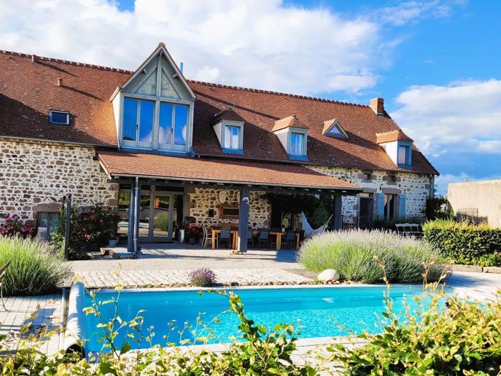 Image No.2-6 Bed House for sale