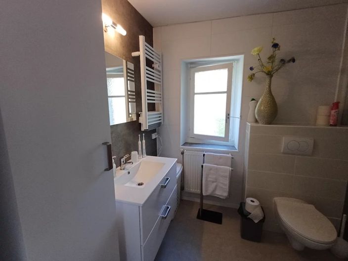 Image No.30-1 Bed House for sale