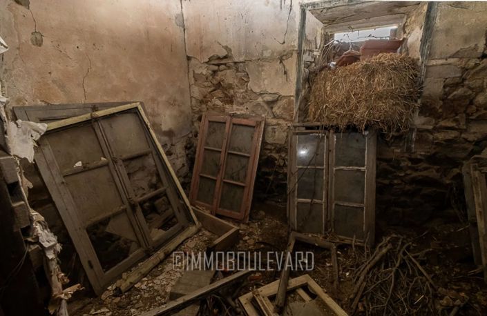 Image No.15-2 Bed House for sale