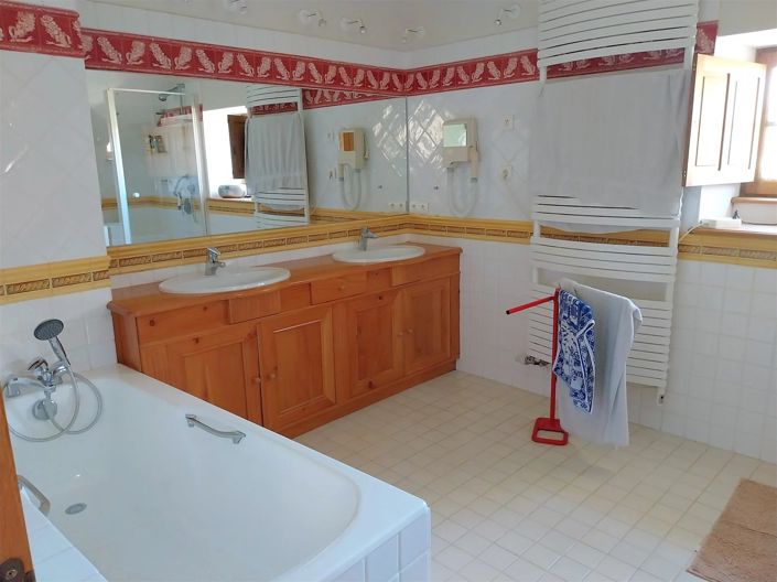 Image No.11-House for sale