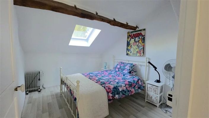 Image No.28-6 Bed House for sale