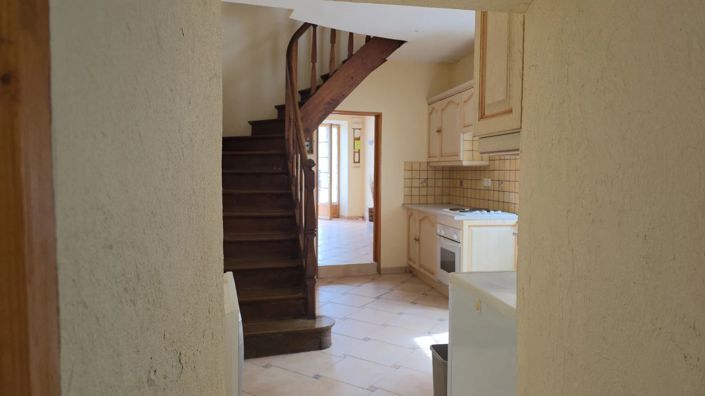 Image No.5-2 Bed House for sale