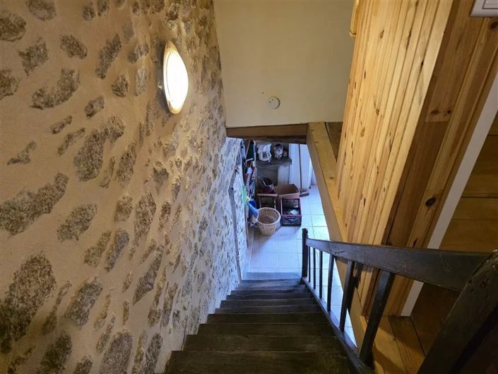 Image No.4-2 Bed House for sale