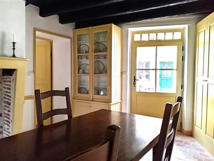 Image No.2-2 Bed House for sale