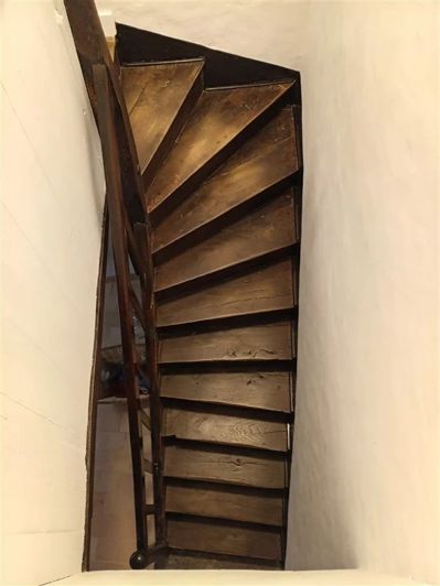 Image No.8-2 Bed House for sale