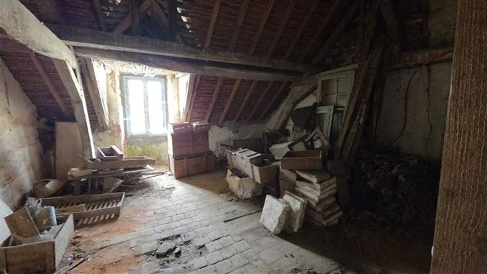 Image No.18-2 Bed Apartment for sale