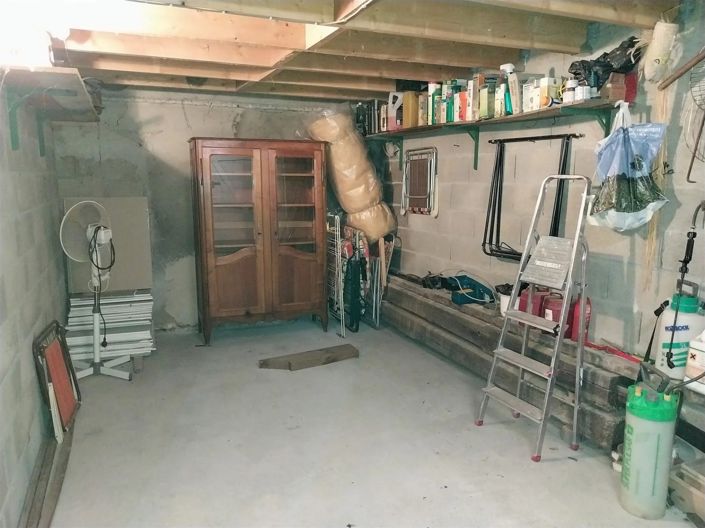 Image No.13-2 Bed House for sale