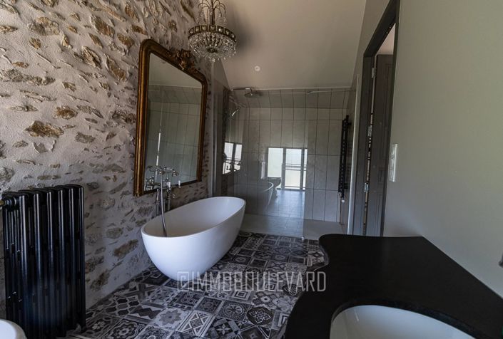 Image No.28-1 Bed House for sale