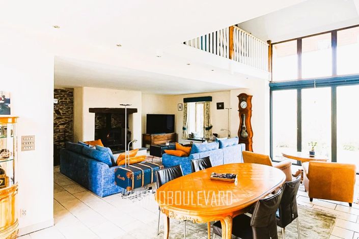 Image No.9-3 Bed House for sale