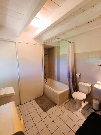 Image No.15-4 Bed House for sale