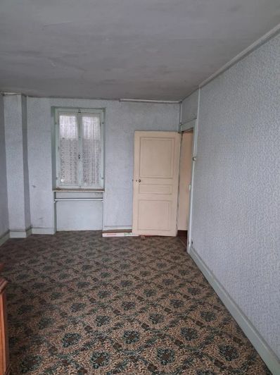 Image No.11-2 Bed House for sale