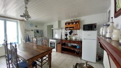 58a688b931027f25460aa5d125393bb3f7fcb88a58192