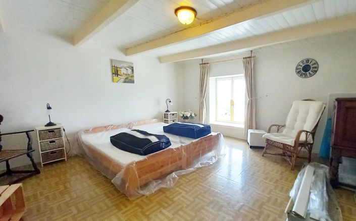 Image No.25-3 Bed House for sale