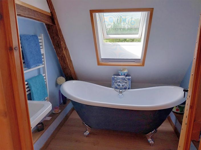 Image No.12-3 Bed House for sale