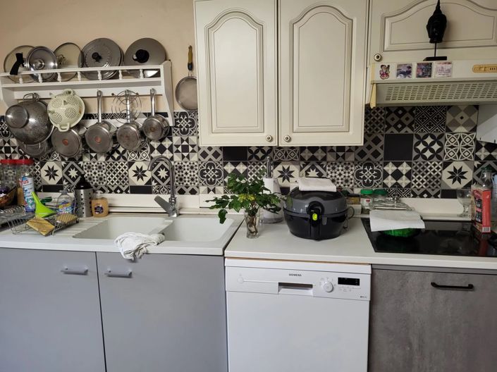 Image No.6-3 Bed House for sale