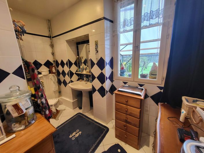 Image No.9-3 Bed House for sale