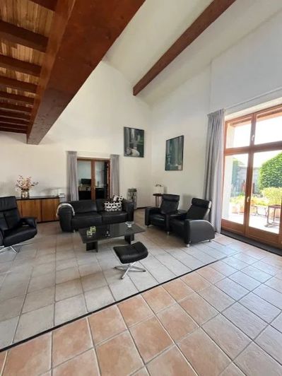 Image No.25-Villa for sale