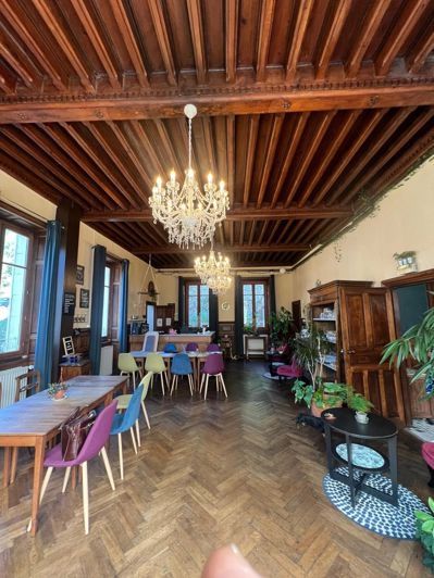 Image No.2-4 Bed House for sale