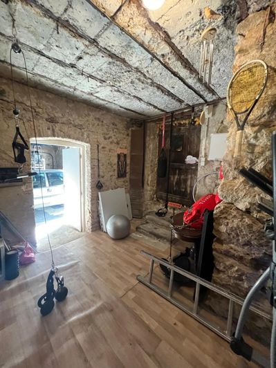 Image No.16-4 Bed House for sale